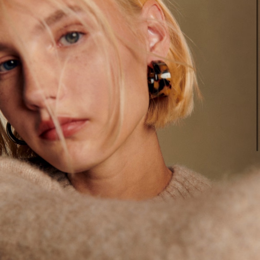 Sezane Tortoiseshell Earrings